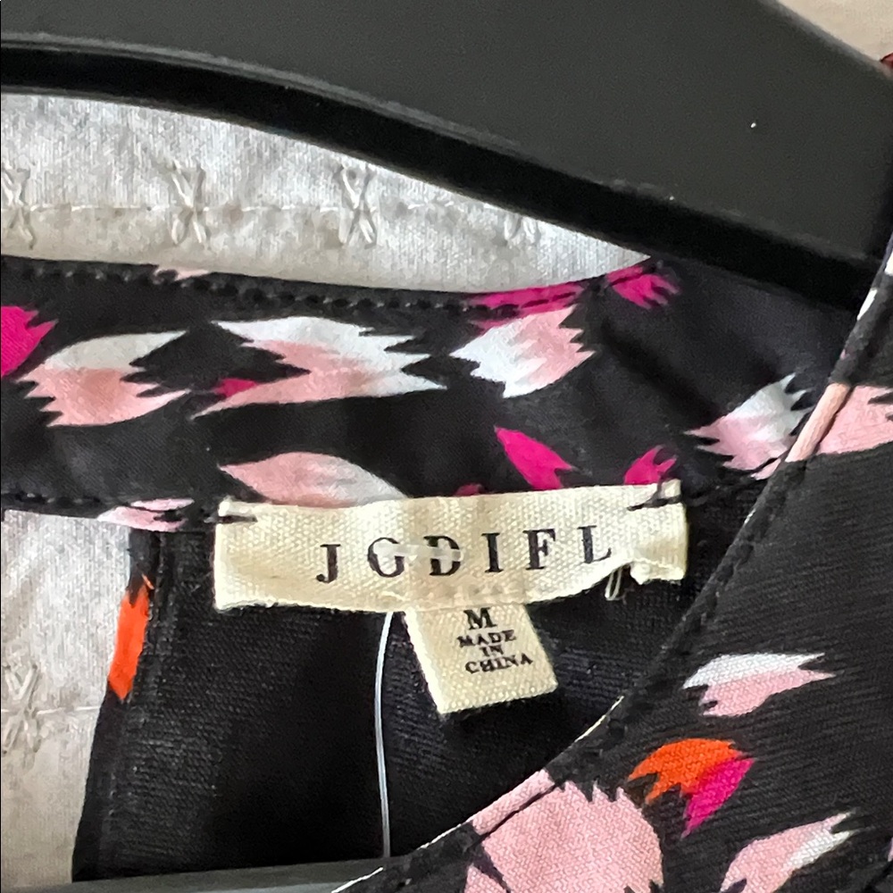 NWT JODIFL Stylish Mini Jumpsuit Size Medium - Picture 4 of 4